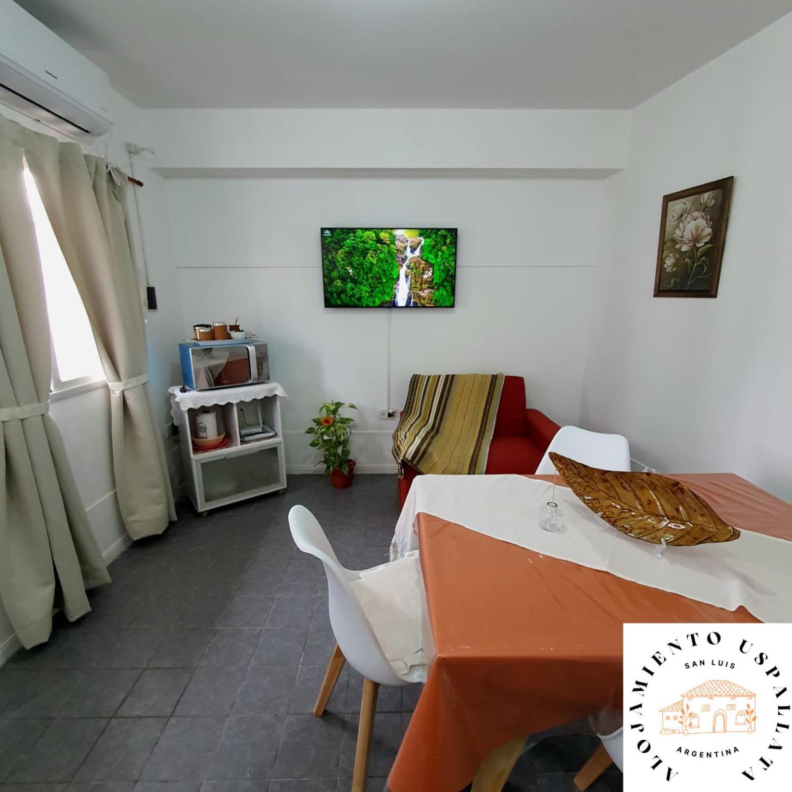 Departamento Con Patio Y Cochera San Luis